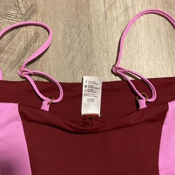 L*Space Rebel Heart Colorblock Bikini Top L - Picture 8 of 8